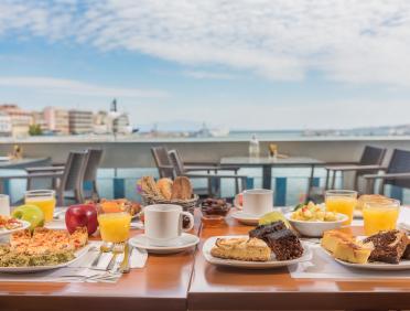 breakfast with view lesvion